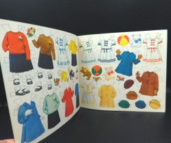 DIONNE PAPER DOLL SHUTEYE C